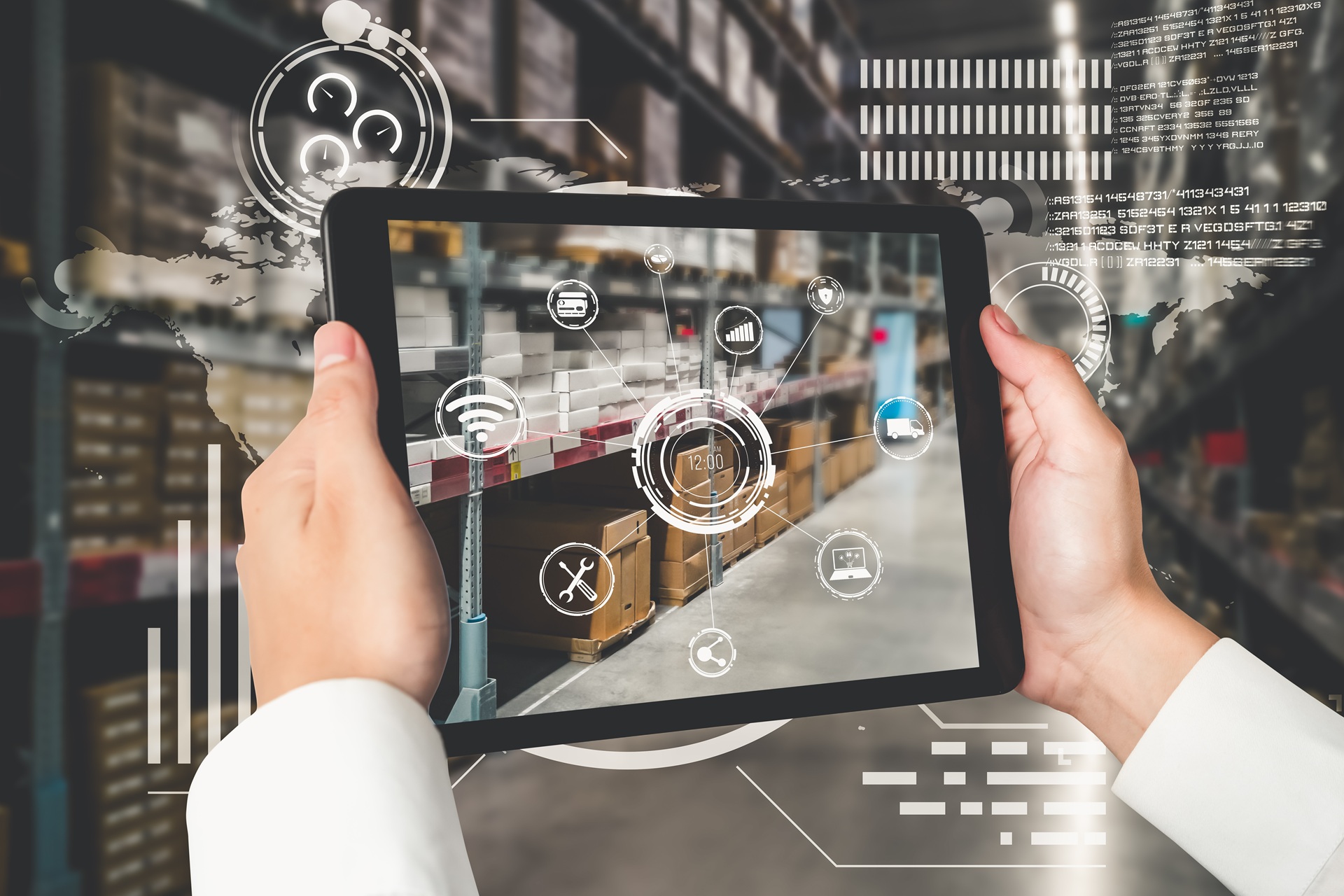 Tablet zeigt digitale Lagerverwaltung und Vernetzung | zertifizierte Zollsoftware